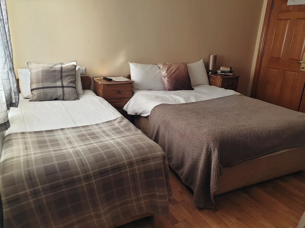 The Foggy Dew Inn, photo 19