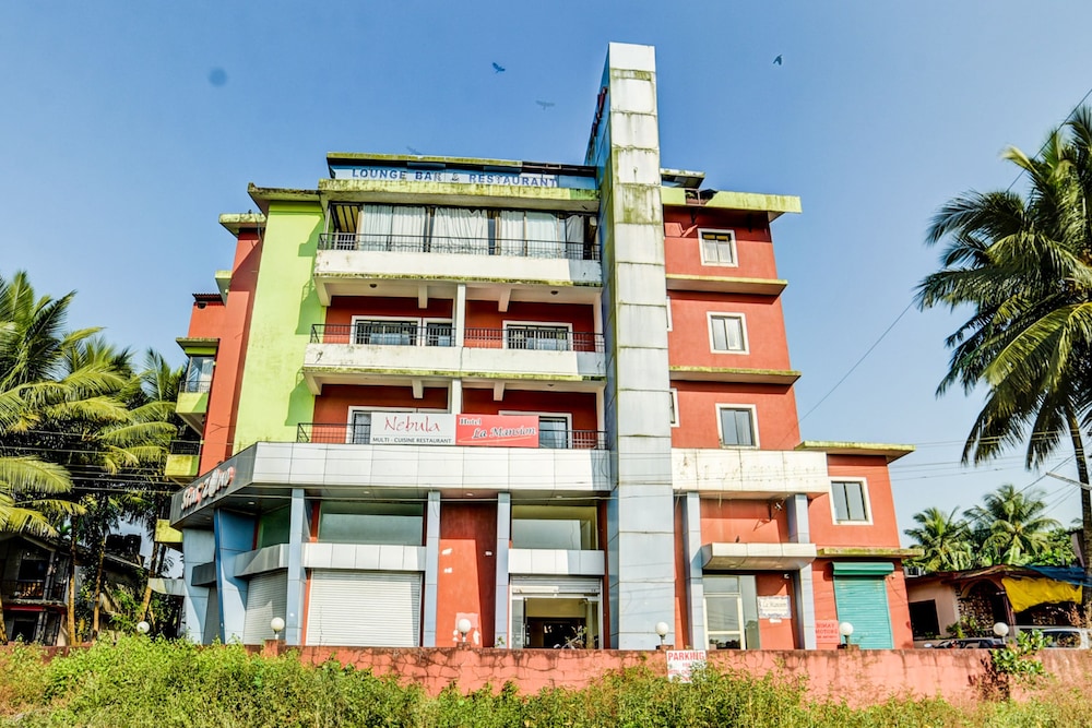 OYO 18439 Home Dazzling 2BHK Near Calangute