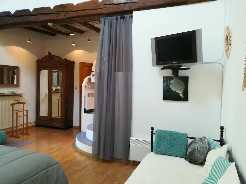 Photo 19