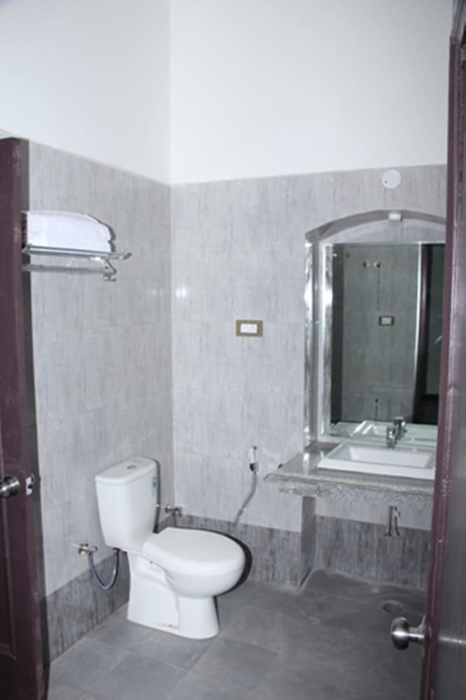 HOTEL SUKOON