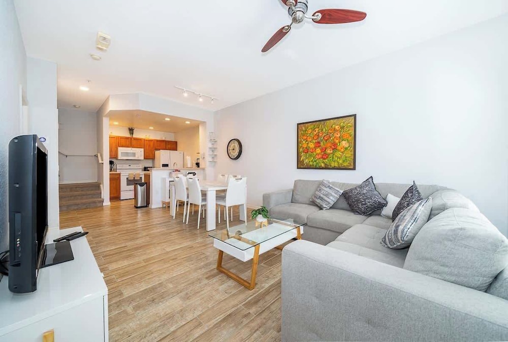 Charming 3brtownhome Near Disney