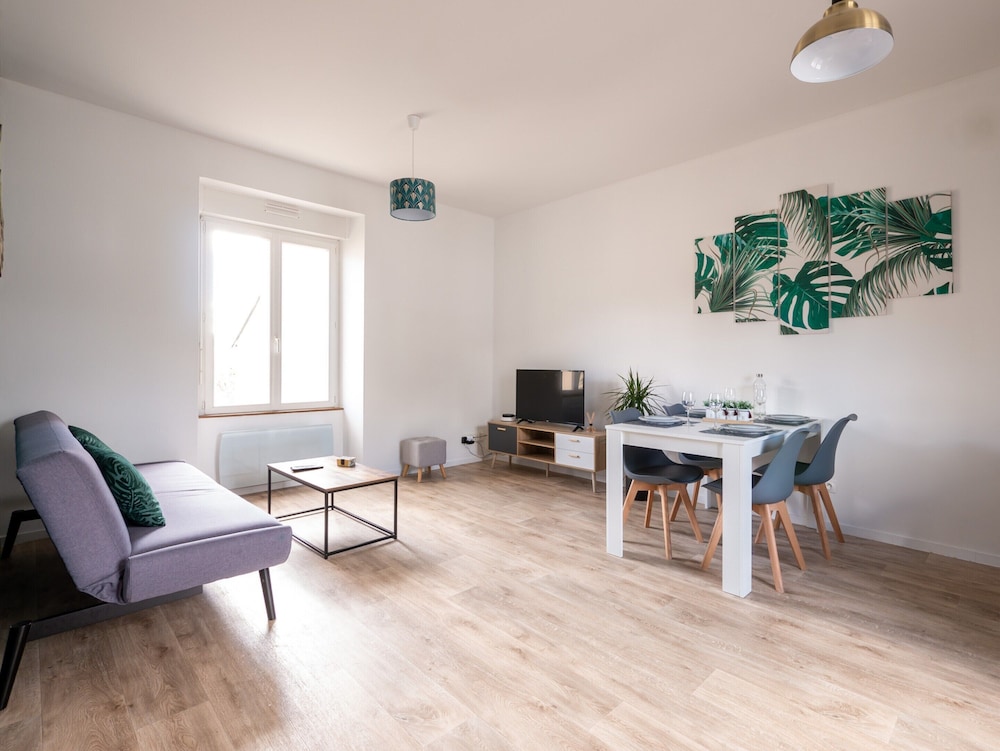 Apartment in Le Mans Near City Center
