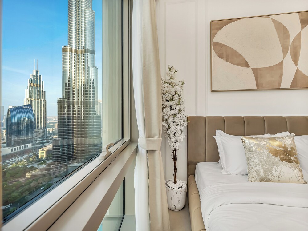 Skyline Grandeur I Burj & Fountain View