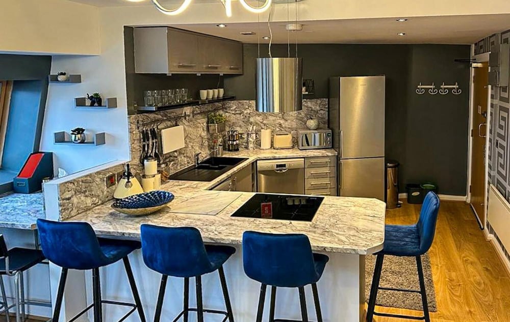 Luxury Duplex Penthouse view 4