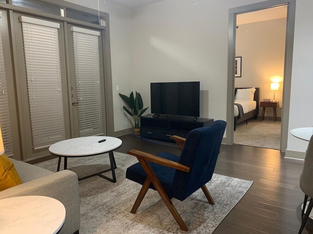 Relax at Cityline I Premium 2BR in Dallas