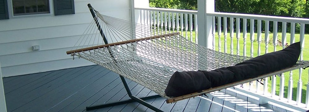 Locust Tree Bed and Breakfast LLC