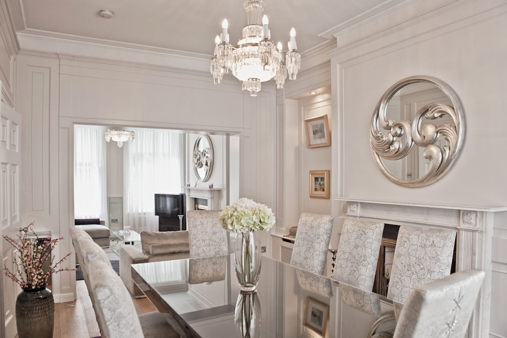Molly Malone Suite by 5STARSTAY