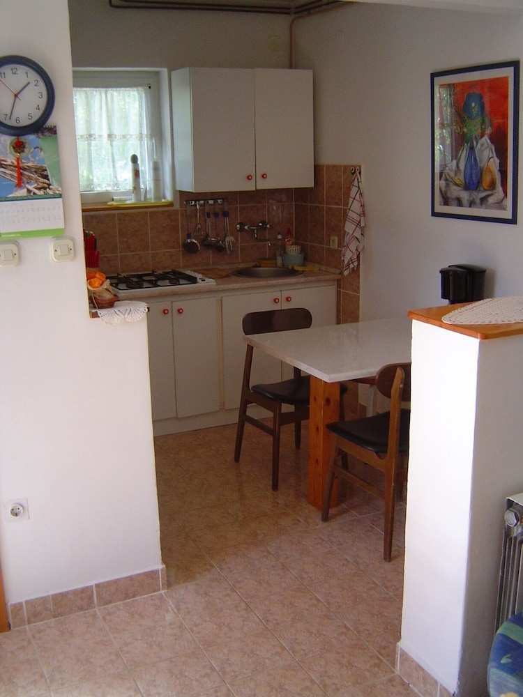Cozy apartment Ernesto view 5