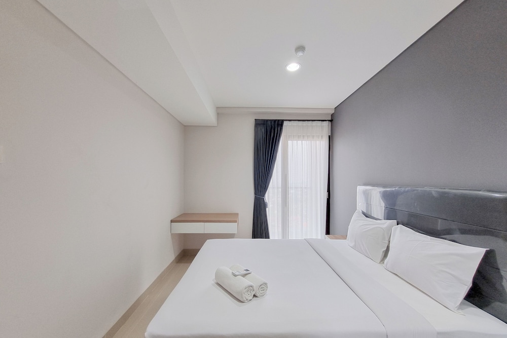 Well Furnished 1Br At Patraland Amarta Apartment