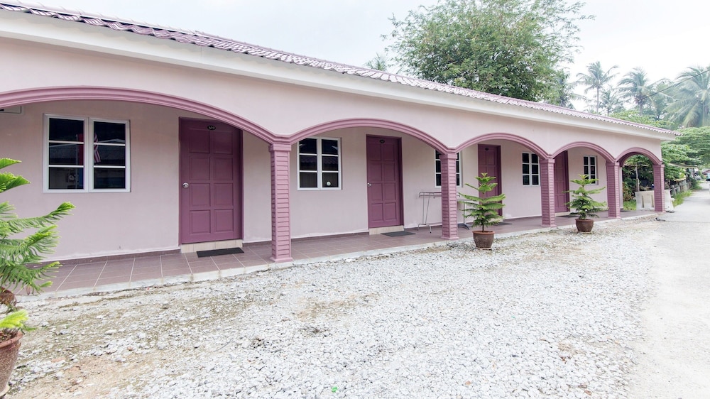 Kampung Guest House - Hostel