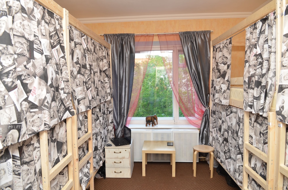 Teddy Hostel