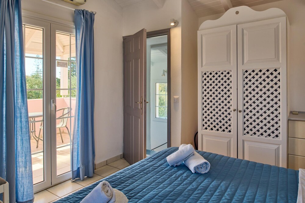 Villa Ourania Periyali