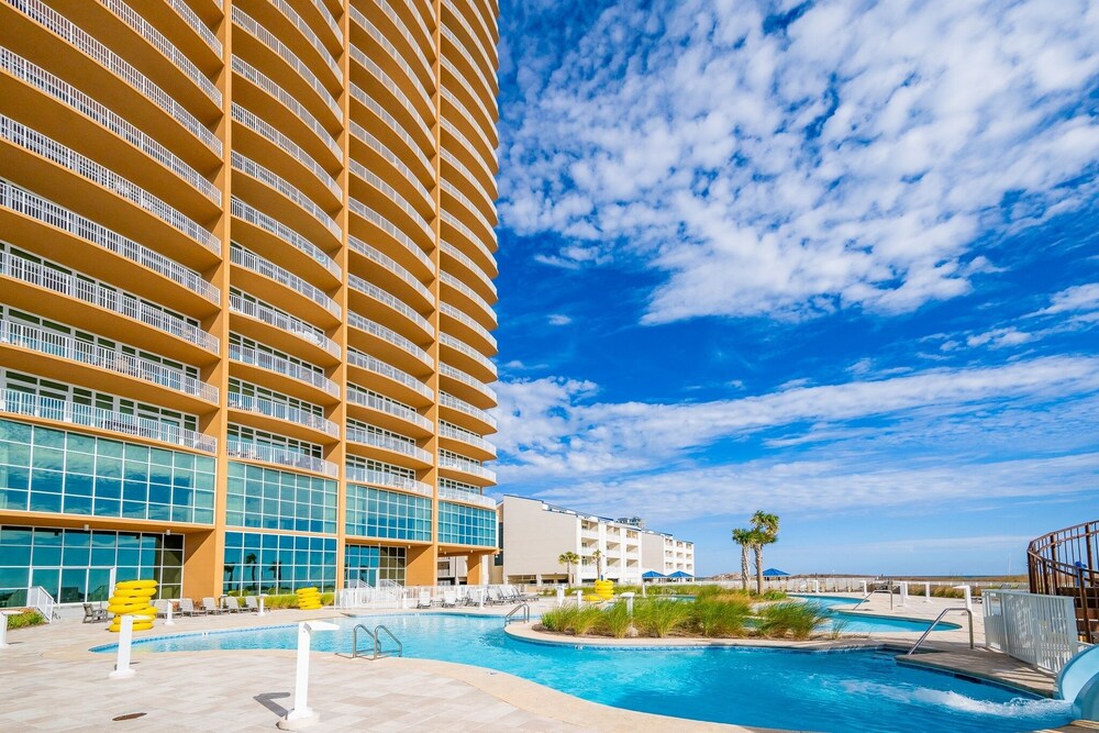 Phoenix Gulf Towers 1006 2 Bedroom Condo