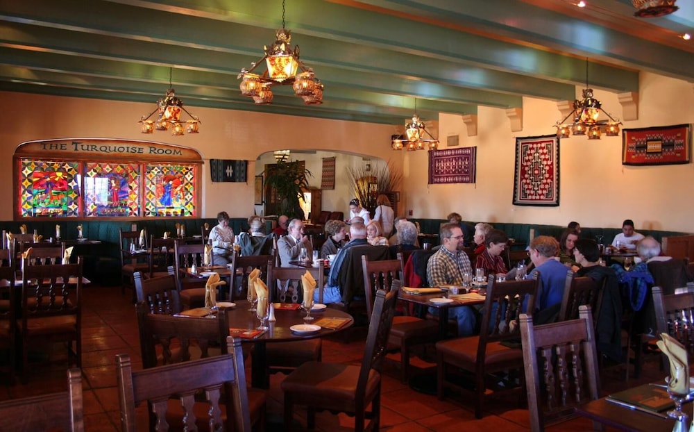 Winslow Vacations - La Posada Hotel - Property Image 7