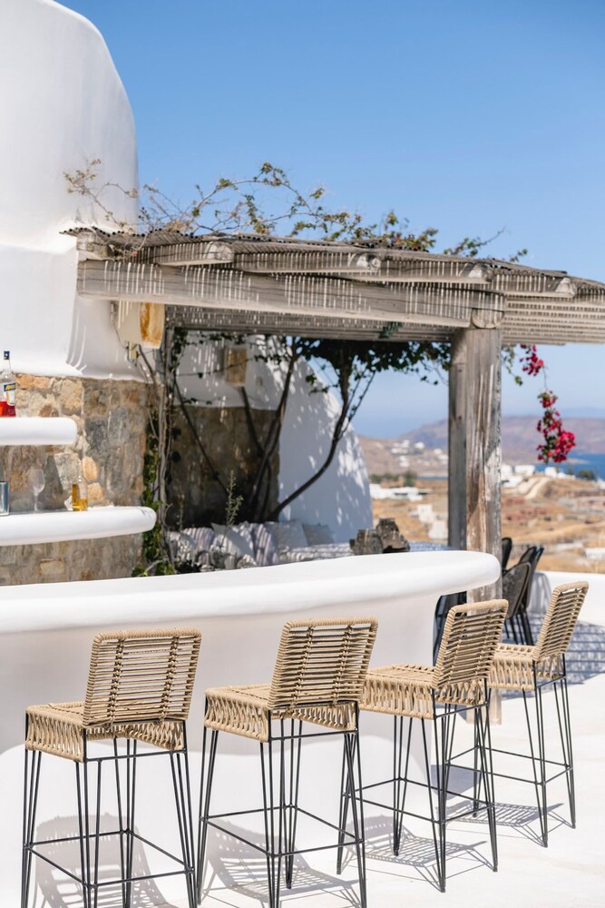 Luxury Villa With Stunning Views Above Kalo Livadi