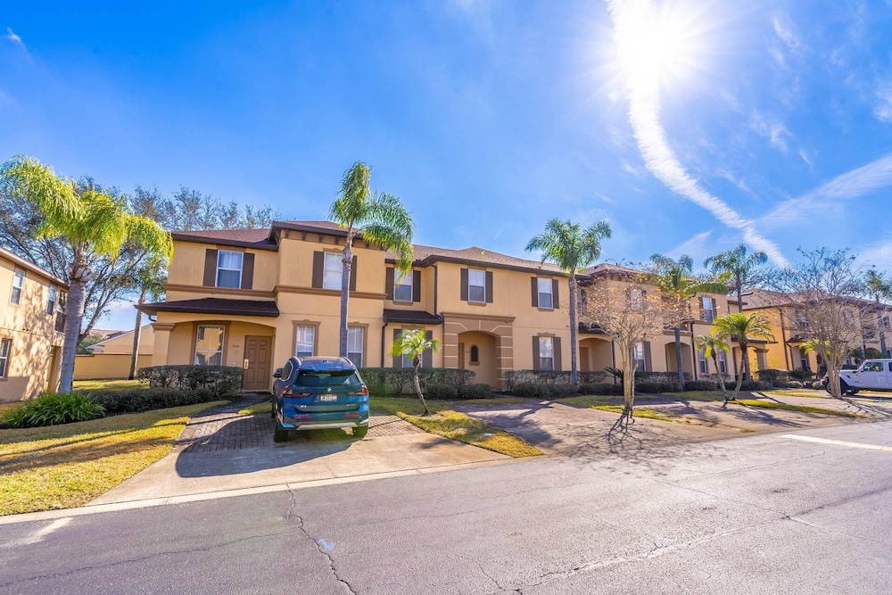 236 Regal Palms