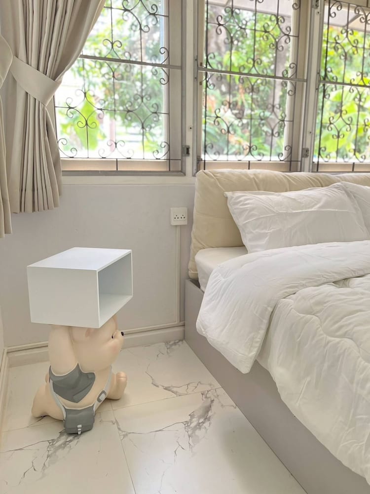 5 Beds 452sqm With Private Garden Pet-friendly Cctv Quiet and Homey