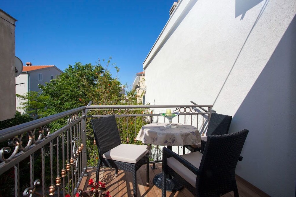 Palmina - Comfort Apartment - A3 Lila view 5