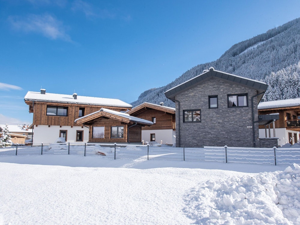 Chalet in Pinzgau Near Ski Slopes & Sauna