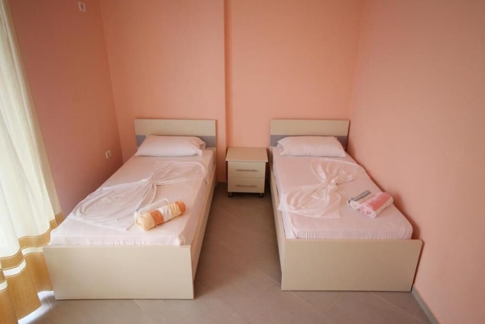 Ideal Holiday Apartments