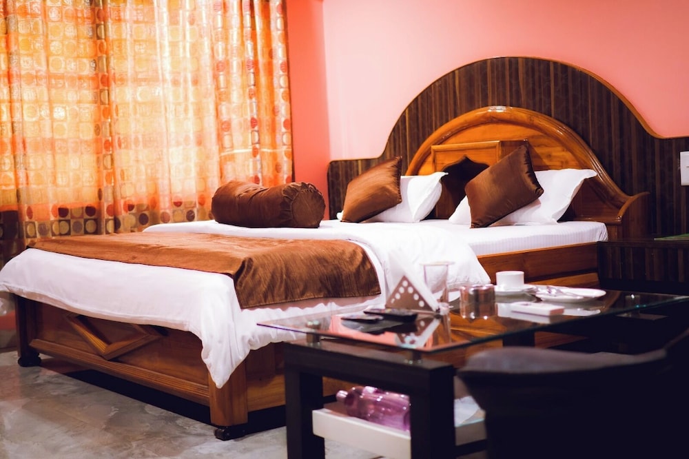Hotel MIPL