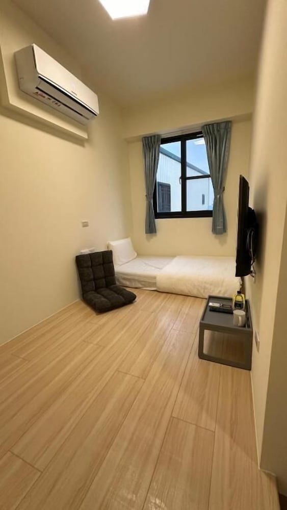 Polar bear bnb