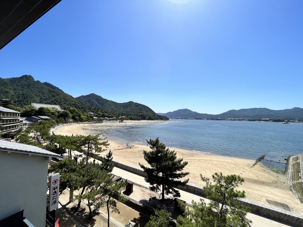 Itsukushima Iroha