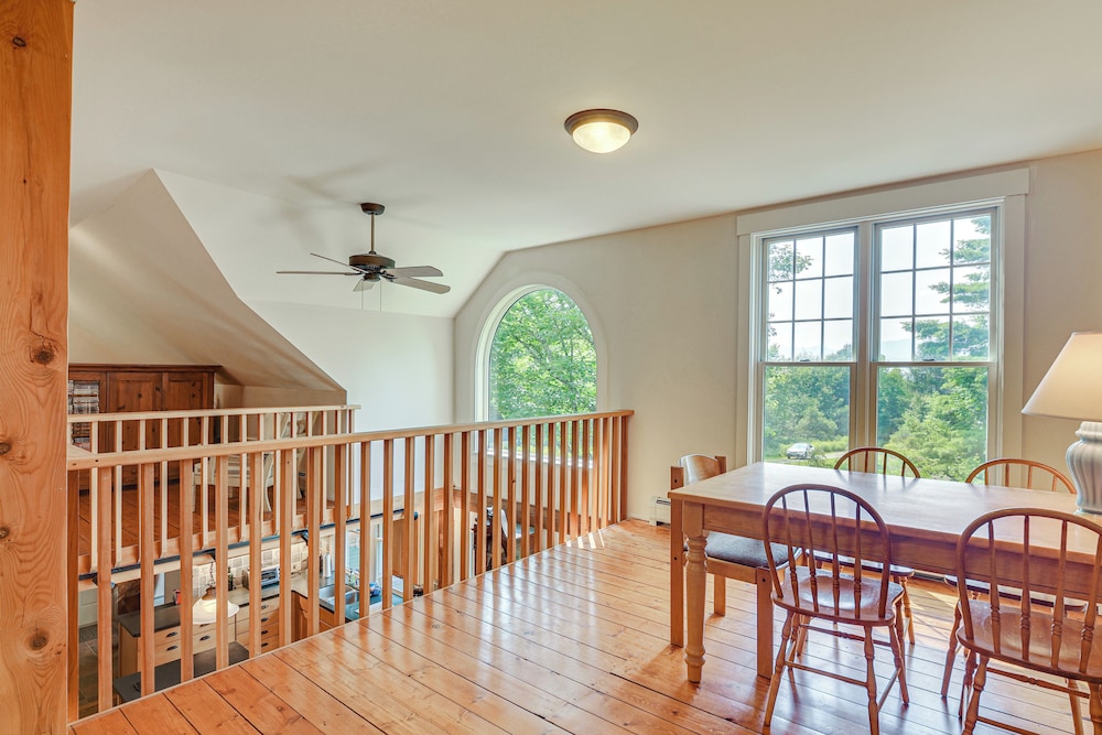 Rural Retreat 3 Mi to Morrisville & Rail Trail!