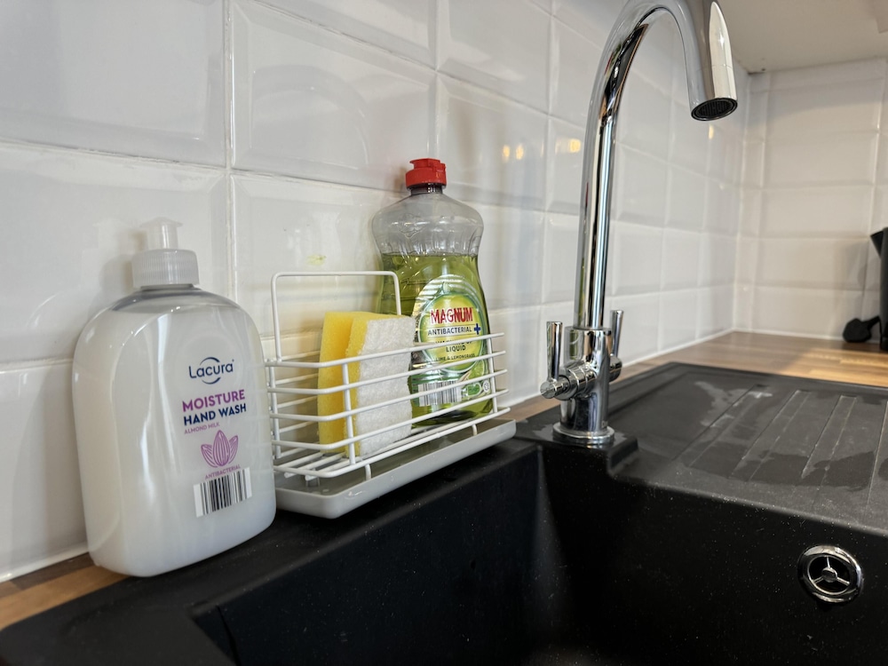 Stunning Flat Near Stratford Shopping Centre