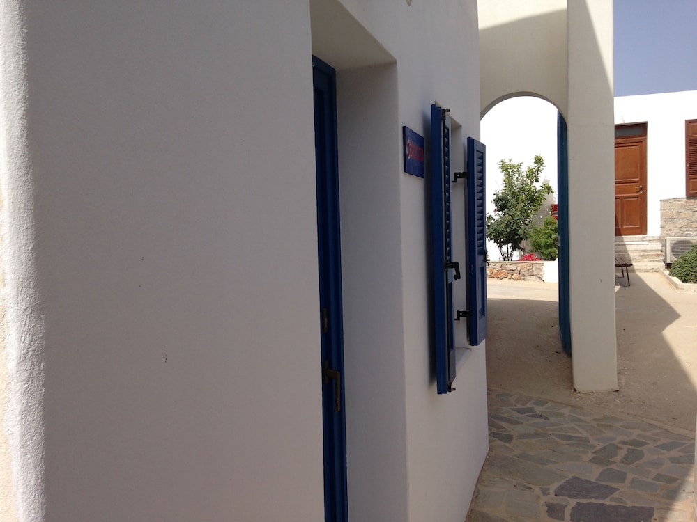 Hotel Amorgion Hotel - Image 1