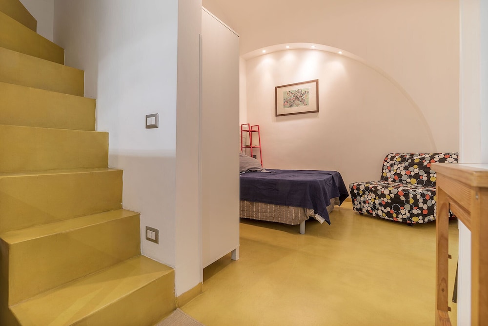 Piazza Vittorio NETFLIX Apartment