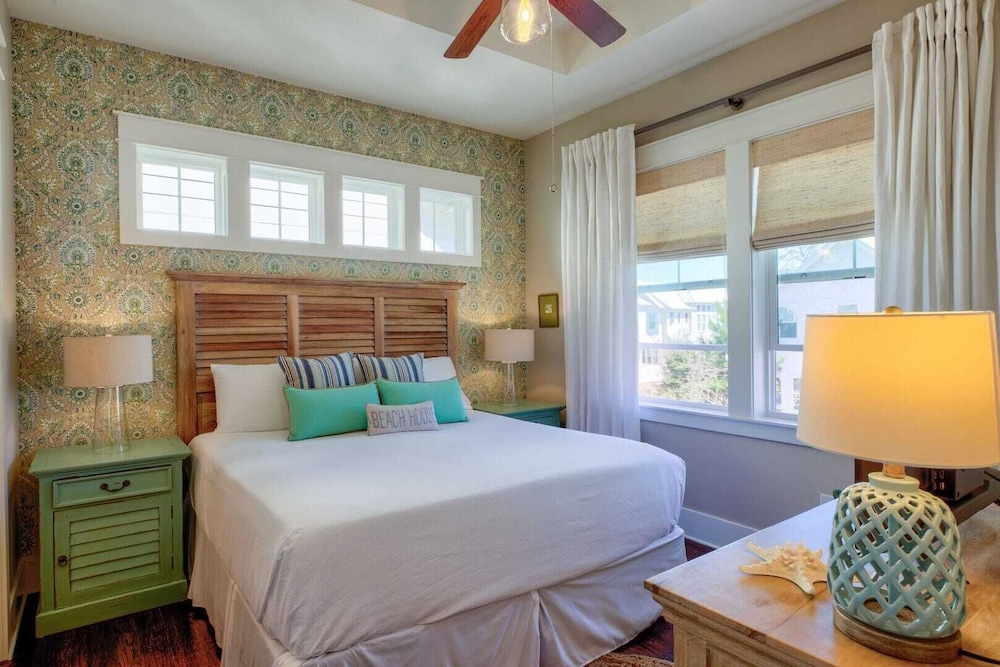Sun & Sand For 6 by Avantstay Prominence Pet-friendly + Pool