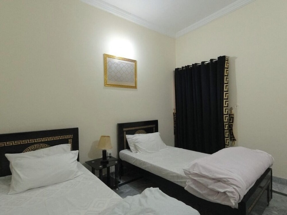 Room-charming B&B in Rawalpindi