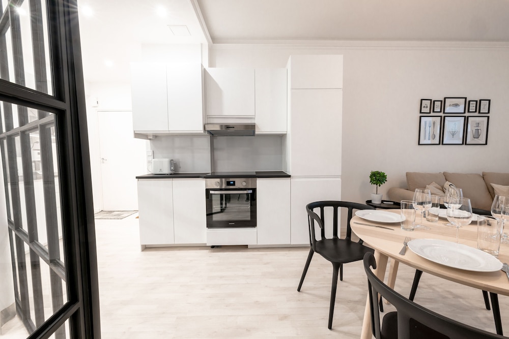2ndhomes Modern 1BR Home w Sauna&Balcony view 4