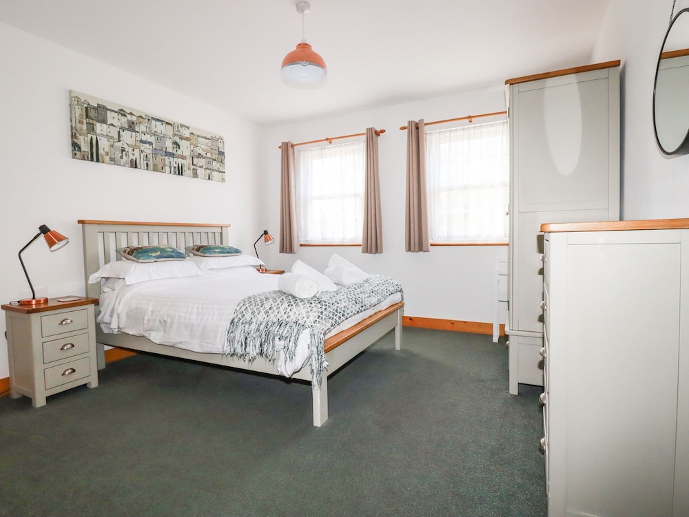 Flat 4