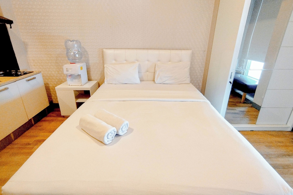 Minimalist Studio Conecting To Mall At Anderson Supermall Mansion Apartment