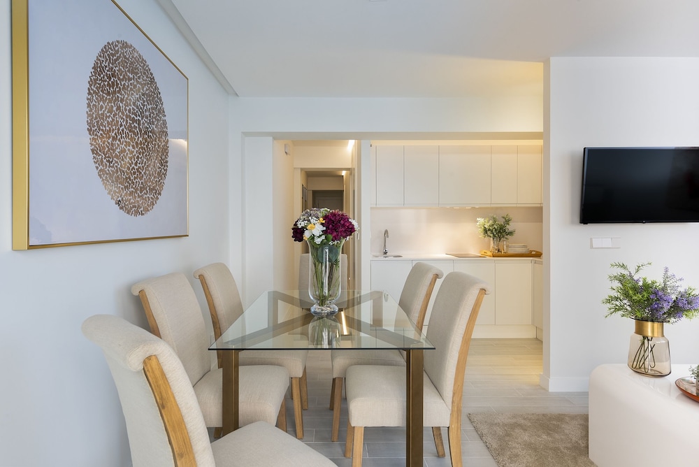 Genteel Home Velarde II view 5