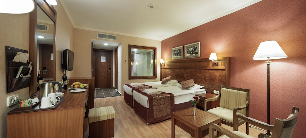 Alba Royal Hotel - Ultra All Inclusive - Adults Only 16+ view 2