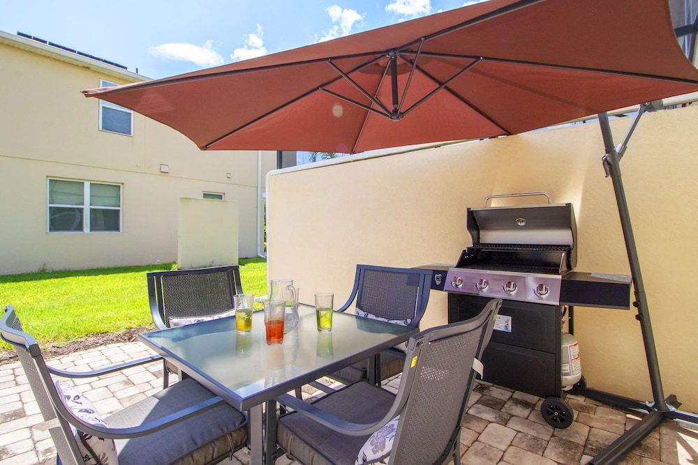 Compass Bay 3133