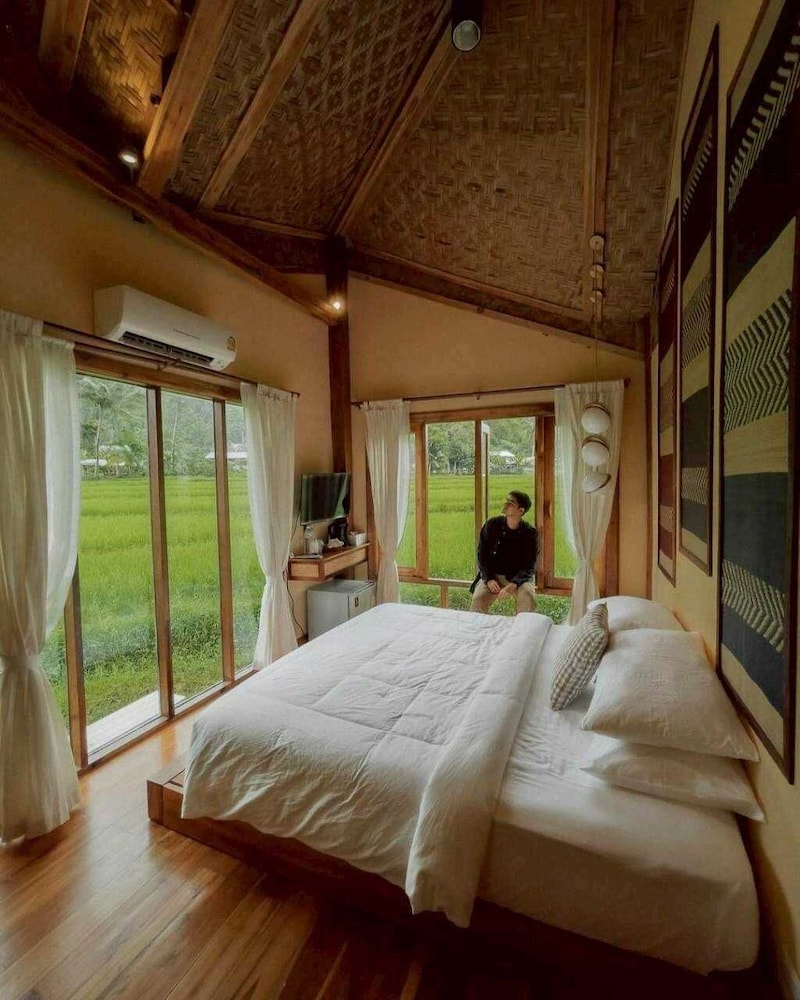 Lomhaijai Homestay