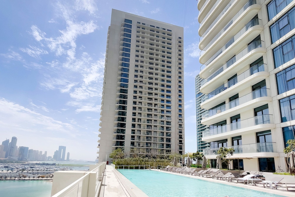 Marina Vista Emaar Beachfront Apartments