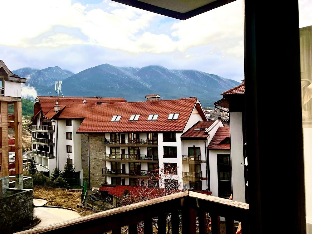 Apartment B25, Bansko, Royalpark view 4