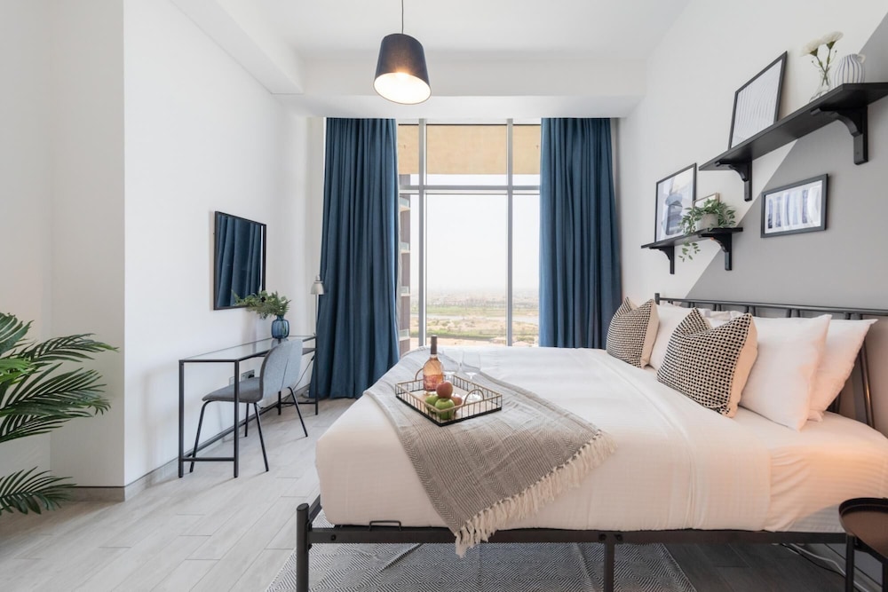 DXB - The Atria Residences - 1404 - DT