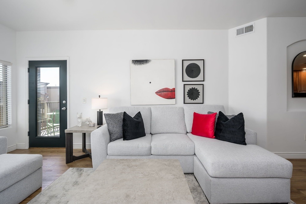 Villa Serenity 2 Bedroom Condo