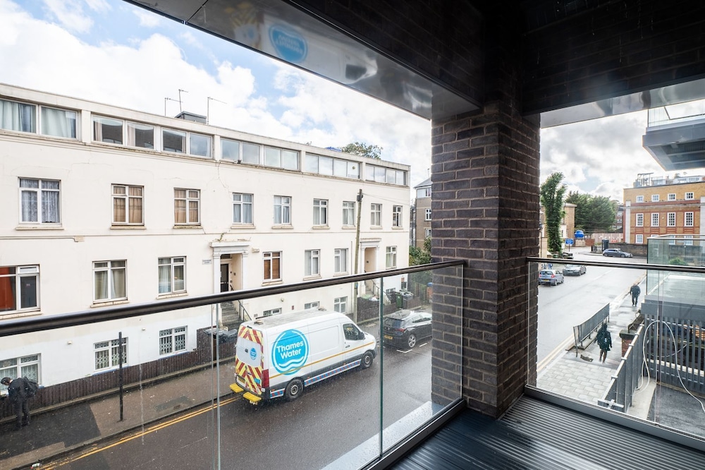 VESTO Lewisham