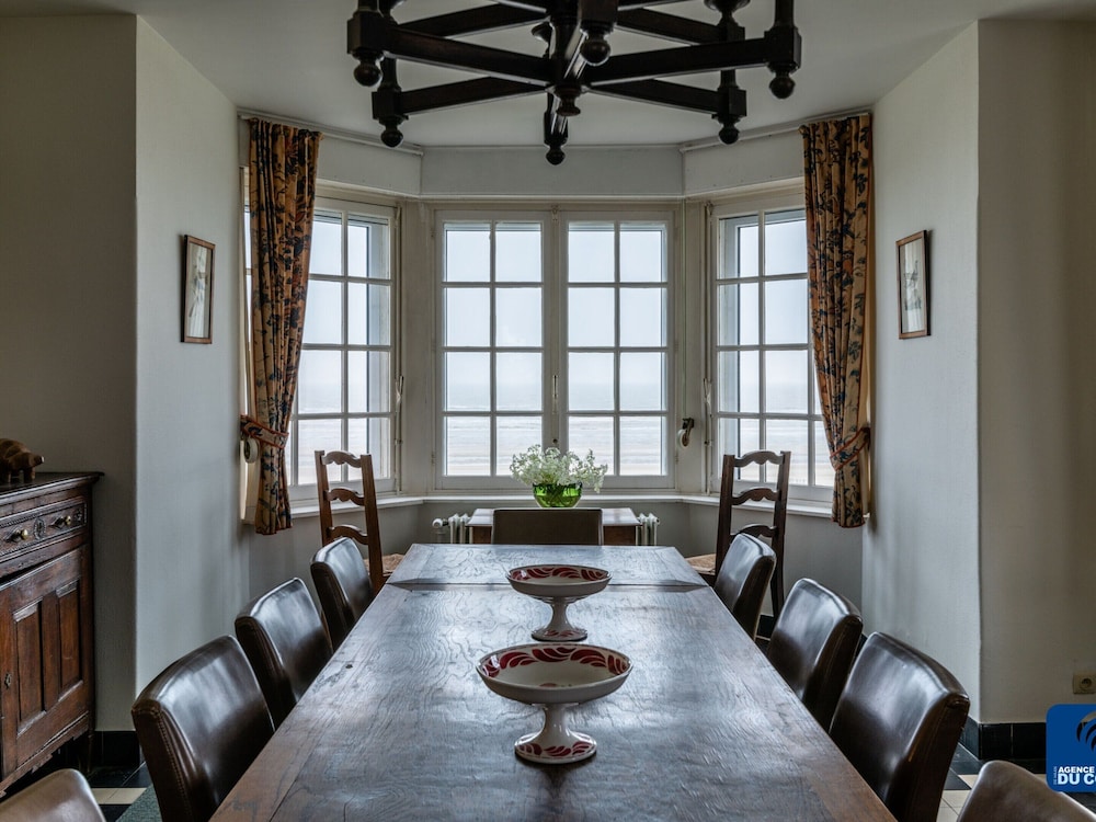 Beautiful Normandy Villa in an Exclusive Location
