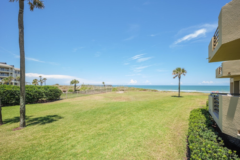 Spinnakers Reach 833 by Distinctive Beach Rentals view 5