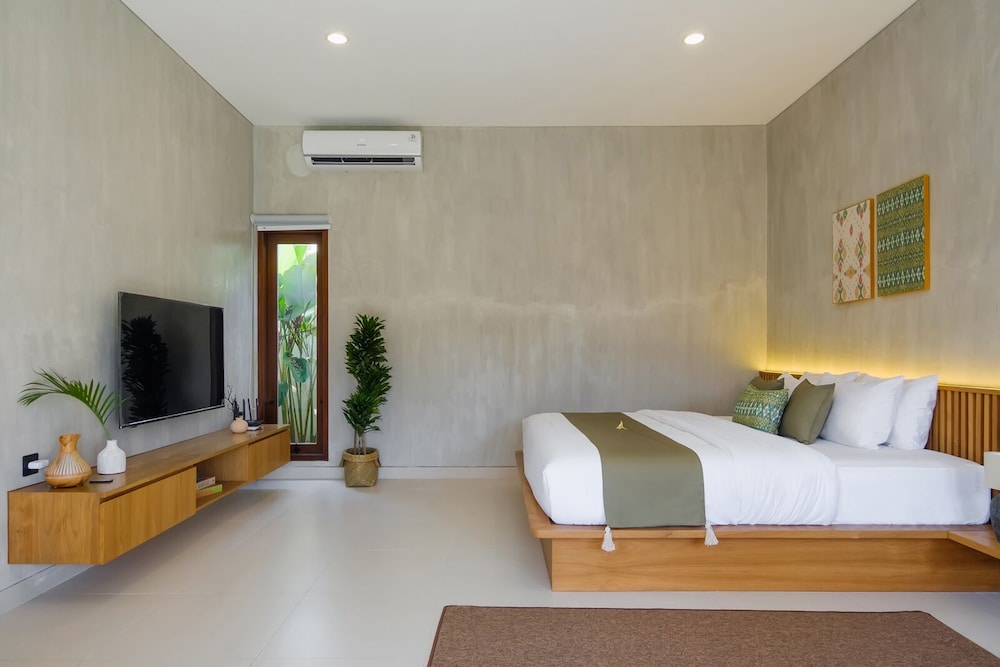 Madeira Casa Canggu Bali