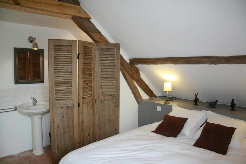 Montperthuis