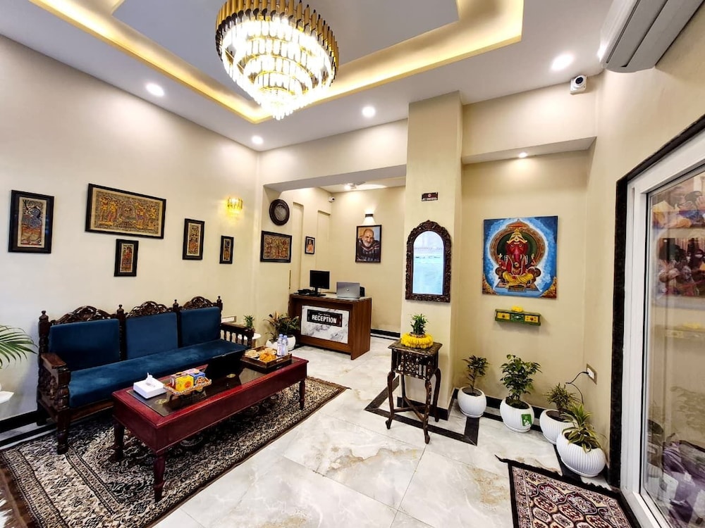 Ragam Residency